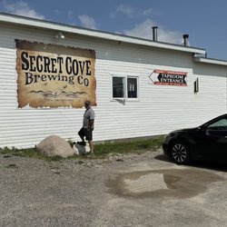 Secret Cove Brewing - Secret Cove front