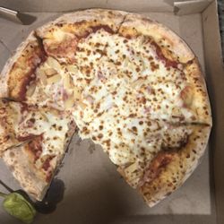 Papa Johns Pizza - My 3 year old grand daughter could find the center better.