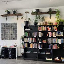 Blackbird Infoshop & Cafe - Bookstore