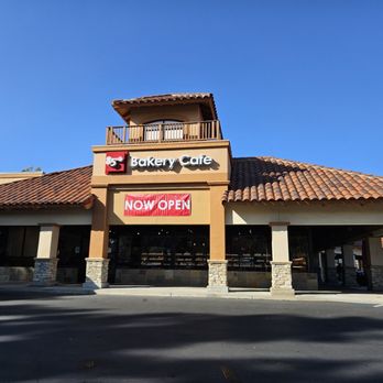 85°C Bakery Cafe-Oceanside - Soft opening before the grand opening on January 3rd - Bakeries Near Me - Oceanside, California
