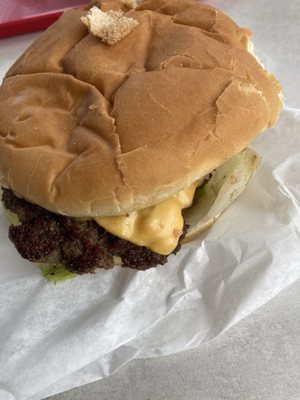 Bill & Bea's Drive In by null