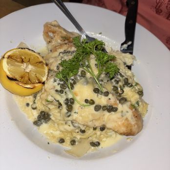 The Vault Restaurant - Chicken piccata - Cocktail Bars Near Me - Bakersfield, California