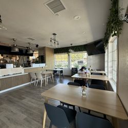 Bonito Poke - Indoor