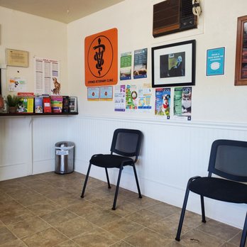 Springs Veterinary Clinic - Waiting room area. - Veterinarians Near Me - Vallejo, California Springs Veterinary Clinic - Waiting room area. - Veterinarians Near Me - Vallejo, California