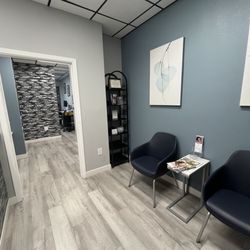 Walnut Creek Endodontics - Lobby / waiting room
