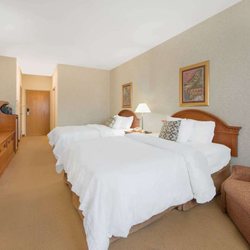 Days Inn & Suites by Wyndham Dumas - Guest room