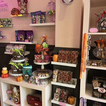 Ruby's Chocolates - Chocolatiers & Shops Near Me - Cincinnati, Ohio