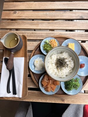 TSUJIRI Montreal by null