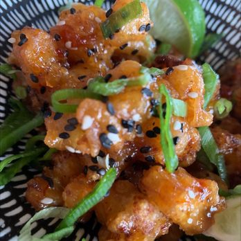 The Brixton - General Tsao's Cauliflower - Cocktail Bars Near Me - Babylon, New York