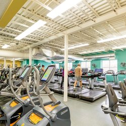 Burbank Branch YMCA - Burbank YMCA fitness floor
