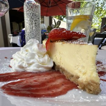 Basil's Restaurant & Tapas Bar - Mediterranean Near Me - Atlanta, Georgia
