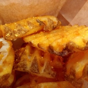Bird On The Run - Love those thick-cut fries! - Chicken Shop Near Me - Pittsburgh, Pennsylvania