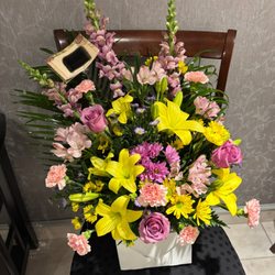 A Floral Fantasia / Galloway's Florist