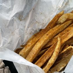 LoMar Drive In - Seasoned fries