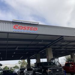 Costco Gasoline - Outside