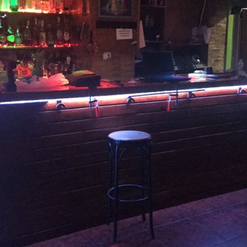 Trombón - Pubs Near Me - Valencia, V