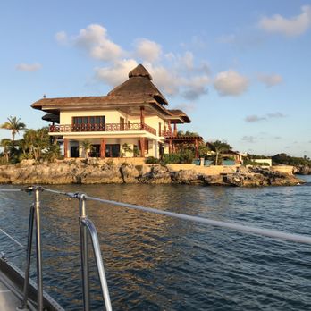 Sunset Grill Restaurant - The house of the biggest beer distributor in the Yucatán. It is awesome!!! - Vegetarian Near Me - Cancún, ROO Sunset Grill Restaurant - The house of the biggest beer distributor in the Yucatán. It is awesome!!! - Vegetarian Near Me - Cancún, ROO
