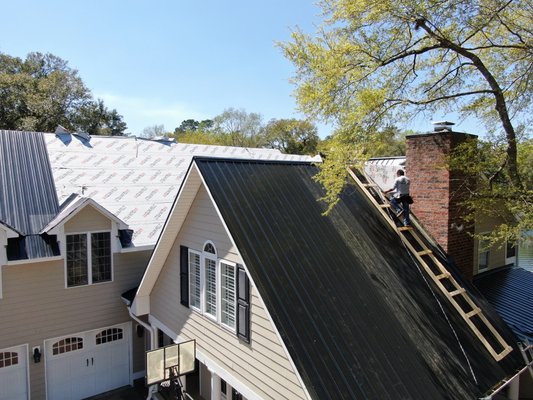 Aztec Roofing