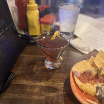 Alexander's Tavern - Fells Manhattan - Bars Near Me - Baltimore, Maryland Alexander's Tavern - Fells Manhattan - Bars Near Me - Baltimore, Maryland