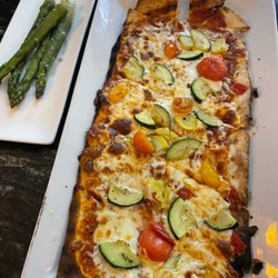 Bar Flamenco - Veggie Harvest Flatbread and a side of asparagus