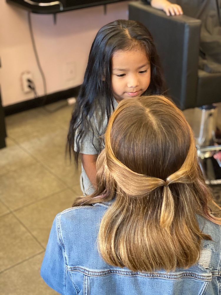 GLAMOUR SALON BY SARA LYNNE Updated June 2024 76 Photos 212