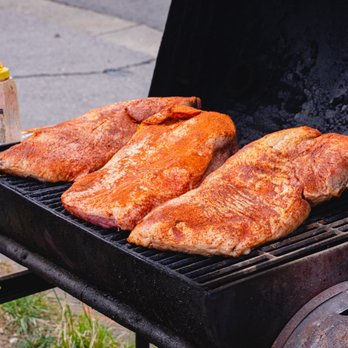 Hungry Bear BBQ #2 - Barbeque Near Me - Gatlinburg, Tennessee