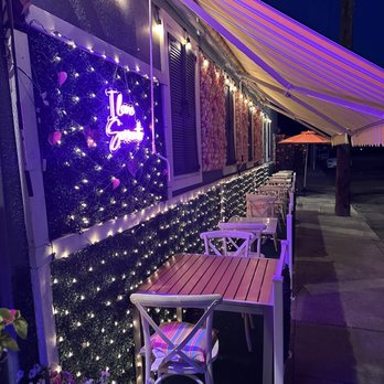Locanda Sorrento - One side of patio seating - Italian Near Me - Campbell, California
