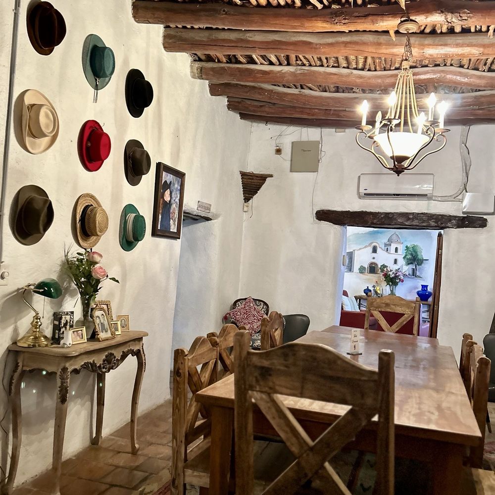 Wine Down - Love the decor!! - Wine Bars Near Me - Socorro, Texas Wine Down - Love the decor!! - Wine Bars Near Me - Socorro, Texas