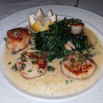 Il Tinello - Scallops with Spinach - Italian Near Me - New York, New York Il Tinello - Scallops with Spinach - Italian Near Me - New York, New York