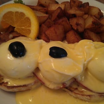 Rosine's Restaurant - Three egg and three ham traditional benedict. $10.99 served w potatoes. - American Near Me - Monterey, California Rosine's Restaurant - Three egg and three ham traditional benedict. $10.99 served w potatoes. - American Near Me - Monterey, California