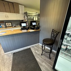 Country Style Pizza - Inside