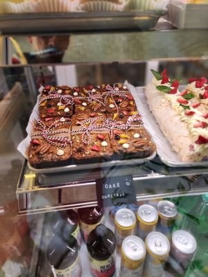 Sundays Croissanterie by null