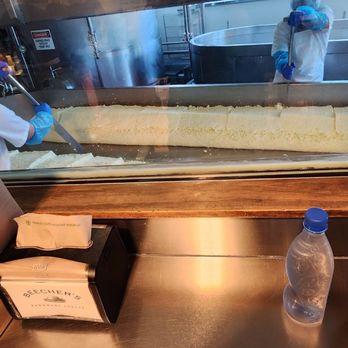 Beecher's Handmade Cheese - Fresh cheese being made - Cheese Shops Near Me - Seattle, Washington
