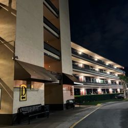 Rosen Inn at Pointe Orlando - Our room block (one of us was lost and it wasn't me)