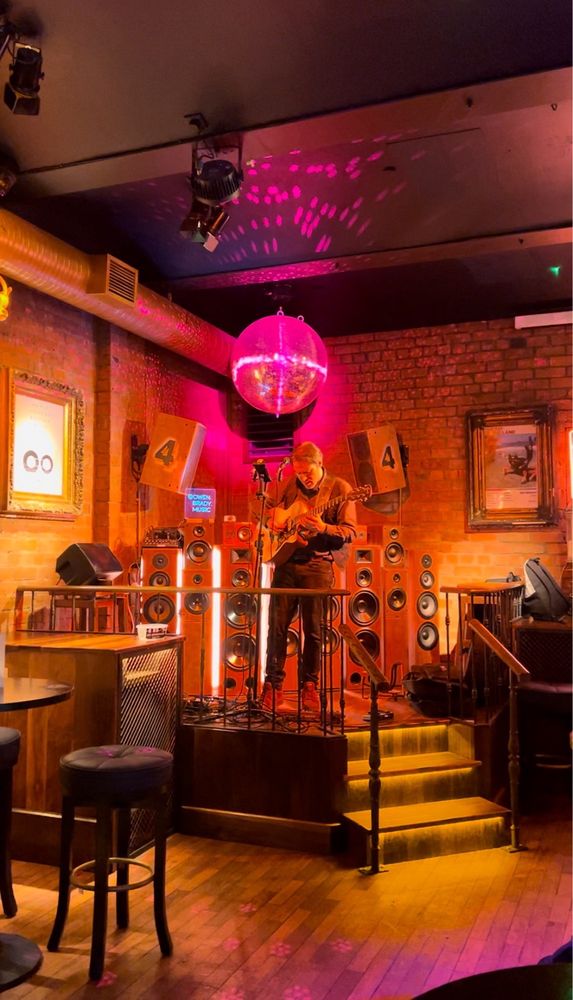 4 DAME LANE Updated March 2025 39 Photos & 34 Reviews 4 Dame Lane, Dublin, Republic of