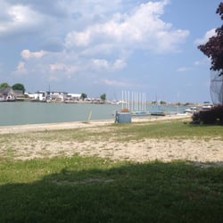 Meaford Chip Wagon - The view right behind the chip wagon