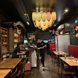 Rajio Japanese Public House - Inside