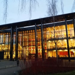 Universitetsbiblioteket - Rødt og fint :-)