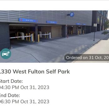 The Loyalist - Parking garage booked in advance via Way cuz this far west burbs gal needs to know where parking  is located - New American Near Me - Chicago, Illinois