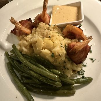 Camille's at Crystal Beach - Stuffed shrimp - Sandwiches Near Me - Destin, Florida Camille's at Crystal Beach - Stuffed shrimp - Sandwiches Near Me - Destin, Florida