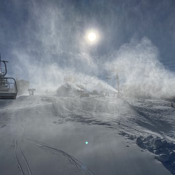 Beech Mountain Ski Resort - Plenty of powdery snow. - Ski Resorts Near Me - Beech Mountain, North Carolina Beech Mountain Ski Resort - Plenty of powdery snow. - Ski Resorts Near Me - Beech Mountain, North Carolina