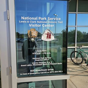 Lewis and Clark Visitor Center - Visitor center hours - Visitor Centers Near Me - Omaha, Nebraska