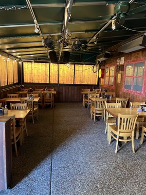 Sam's Bar-B-Que by null