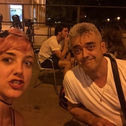 Autolavanderia Forum - Propietario y su hija
