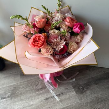 Imperial Flower Shop - Florists Near Me - Brampton, Ontario Imperial Flower Shop - Florists Near Me - Brampton, Ontario