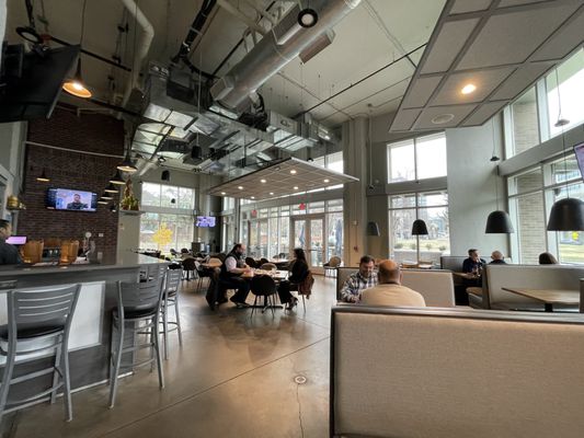 Thai Esane Midtown by null