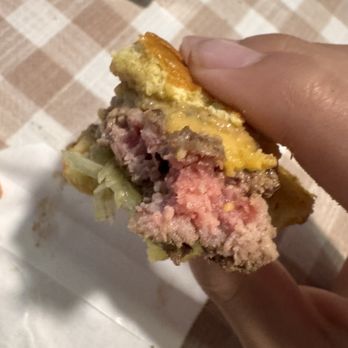 EARL Kapolei - Burger - Sandwiches Near Me - Kapolei, Hawaii EARL Kapolei - Burger - Sandwiches Near Me - Kapolei, Hawaii