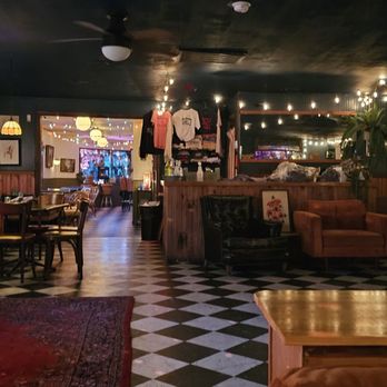 Darlings - Interior - American Near Me - Tillson, New York Darlings - Interior - American Near Me - Tillson, New York
