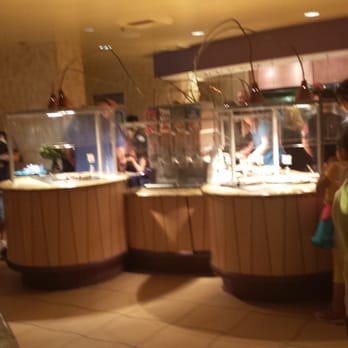 Goofy's Kitchen - American Near Me - Anaheim, California