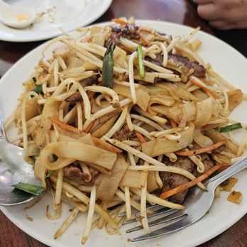 Spicy Temptation - House special chow fun - Chinese Near Me - Sacramento, California Spicy Temptation - House special chow fun - Chinese Near Me - Sacramento, California